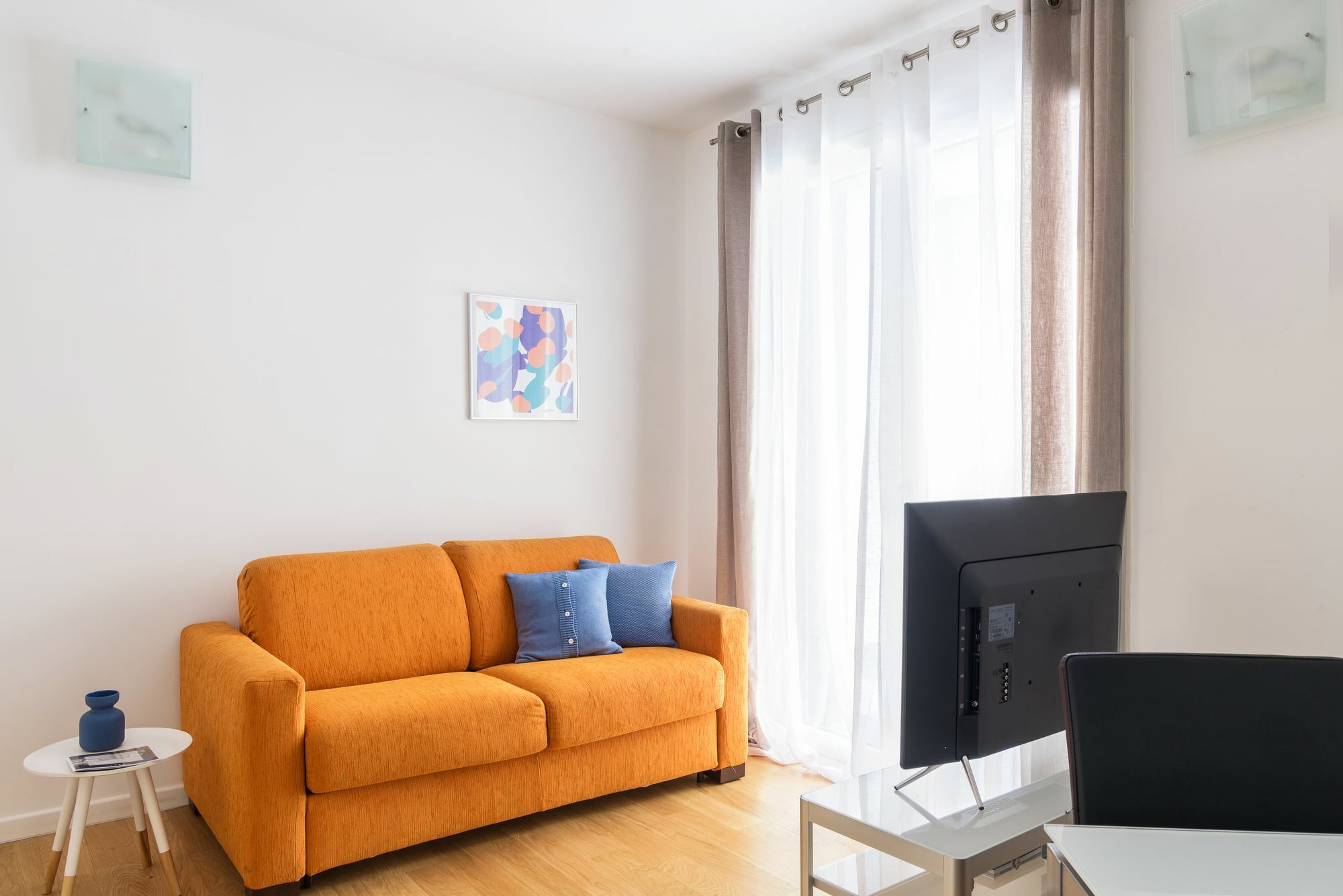 Joivy Sunny 1-Bed Flat With Balcony Apartment Милано Екстериор снимка